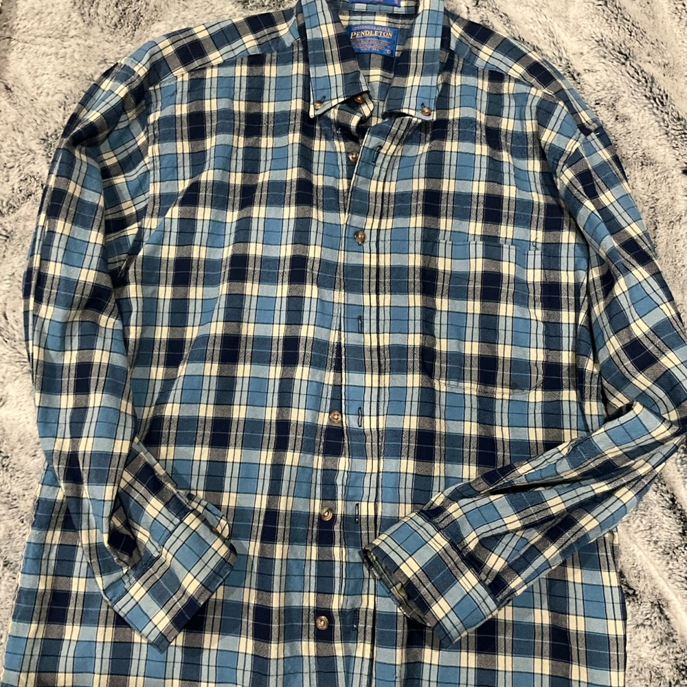 Pendleton Men’s Long Sleeve Button Up